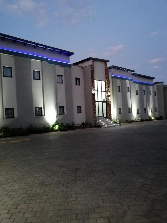 King'S Palace Hotel Rustenburg Luaran gambar